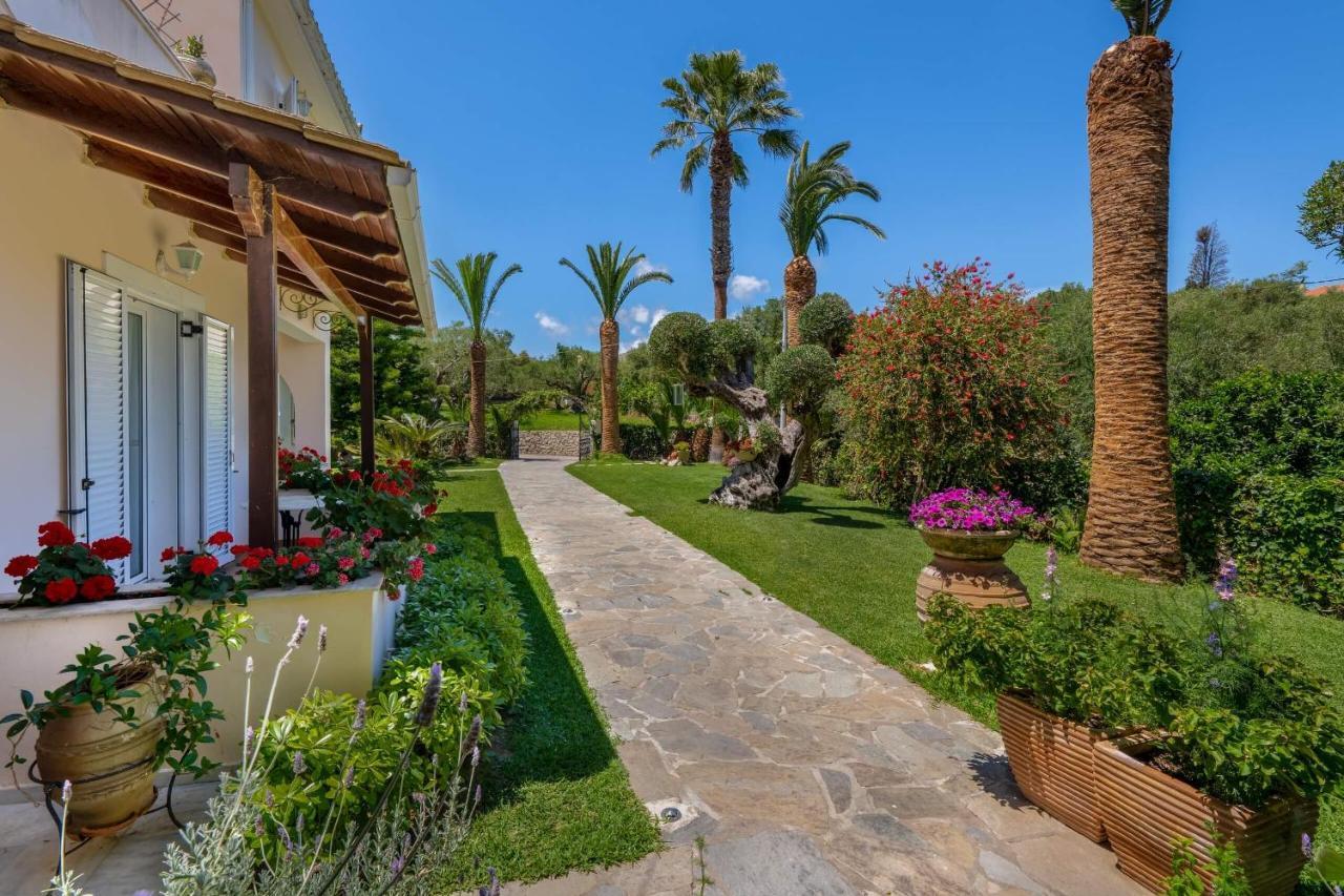 Villa Phoenix Keri Exterior foto