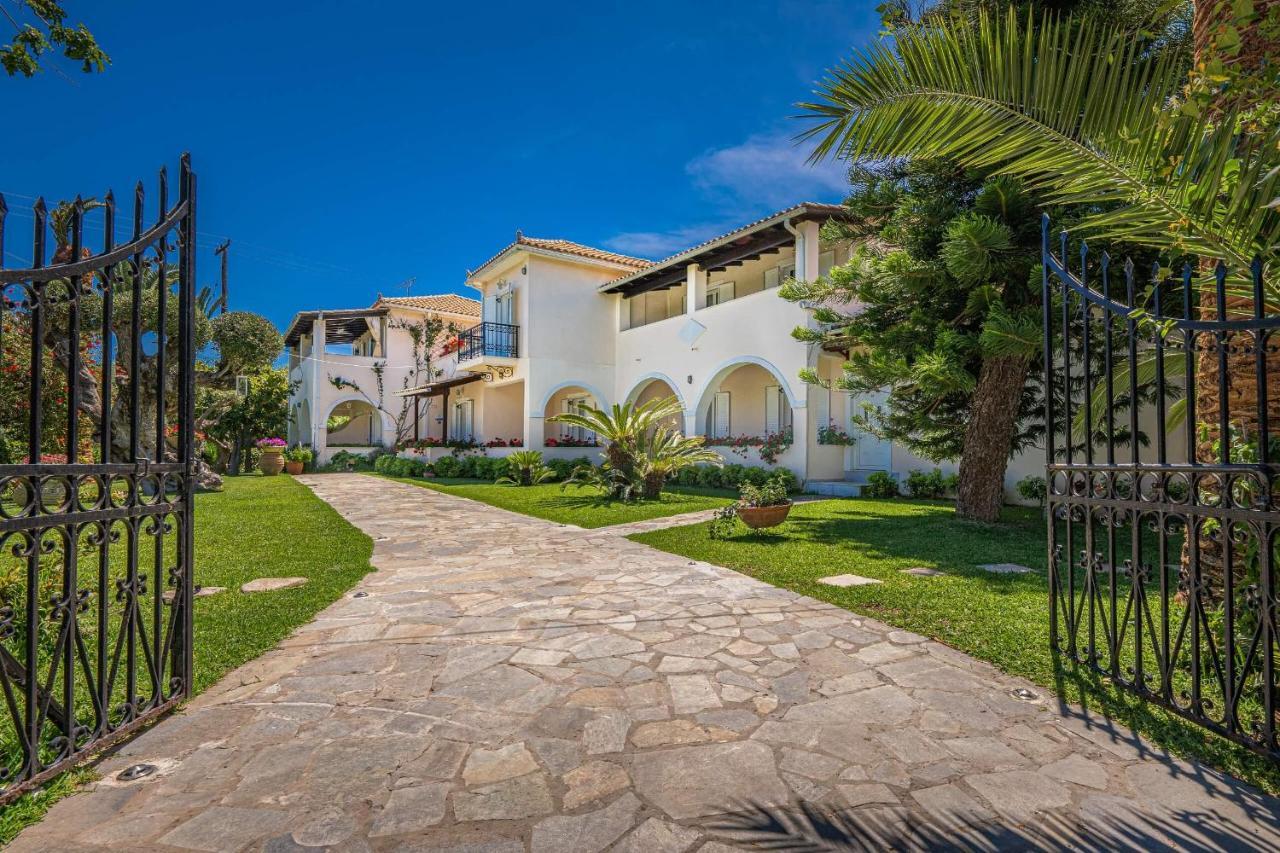 Villa Phoenix Keri Exterior foto