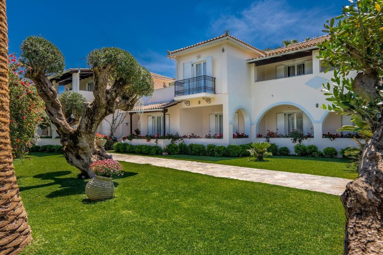 Villa Phoenix Keri Exterior foto