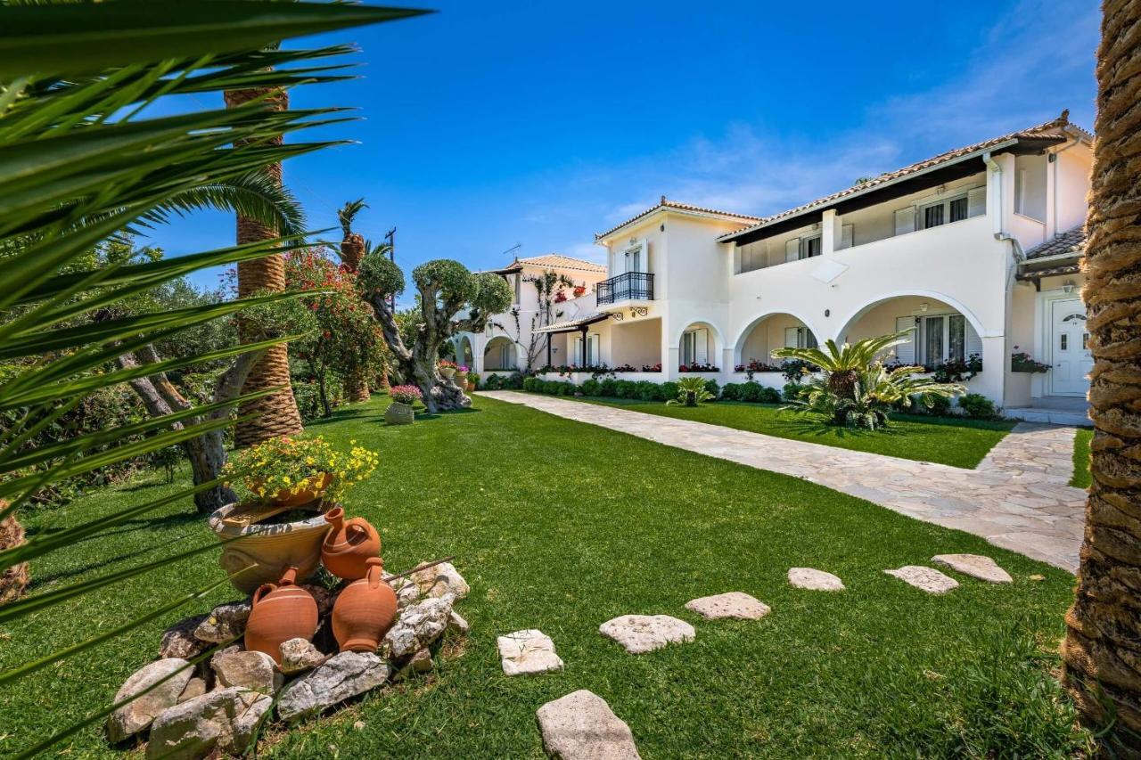 Villa Phoenix Keri Exterior foto