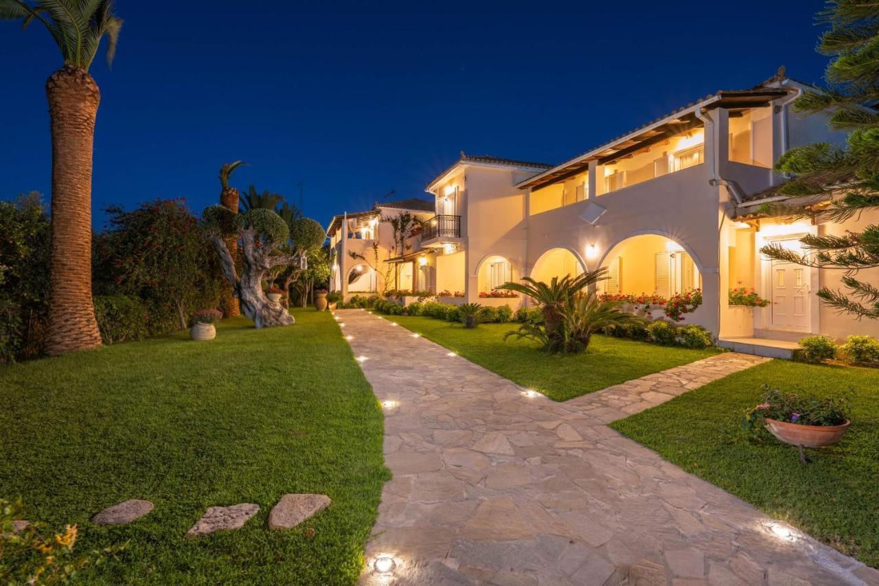 Villa Phoenix Keri Exterior foto